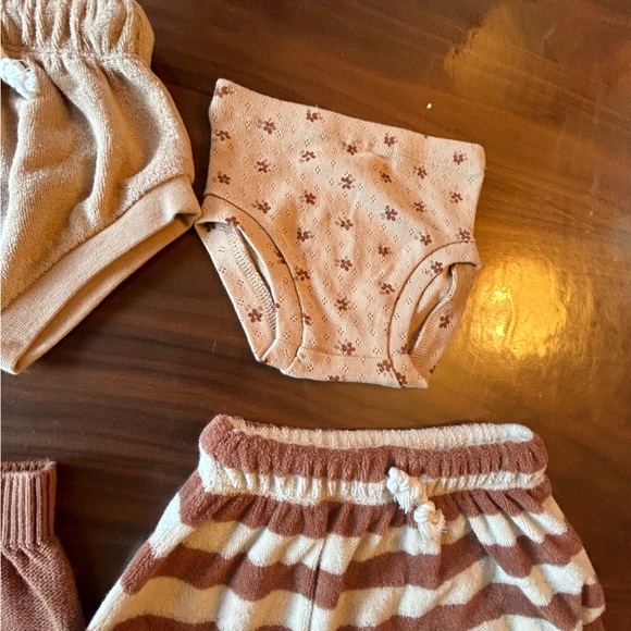 Quincy Mae baby bottoms - Picture 4 of 11